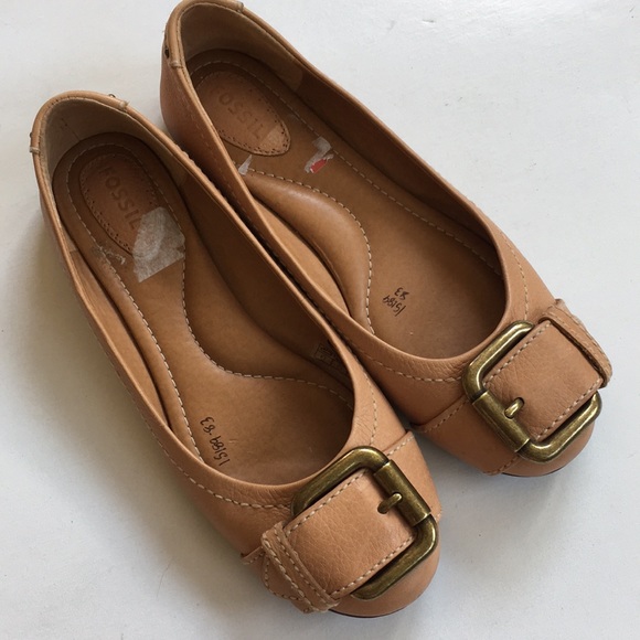 Fossil Shoes - EUC Fossil leather flats